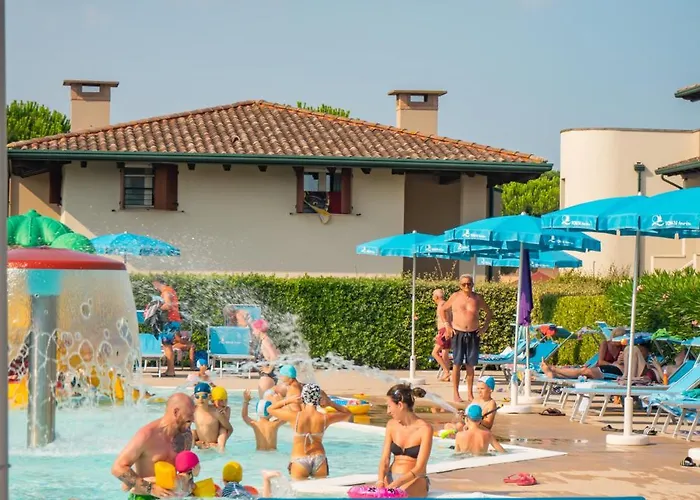 Airone Bianco Village 4*