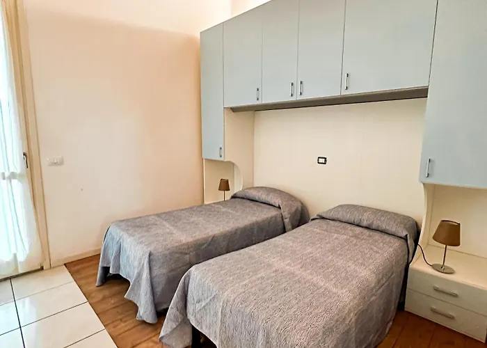Aparthotel Airone Bianco Village 4*