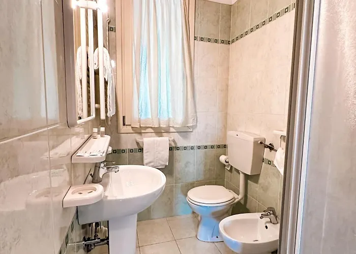 Airone Bianco Village Aparthotel 4*