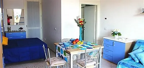 Airone Bianco Village 4*