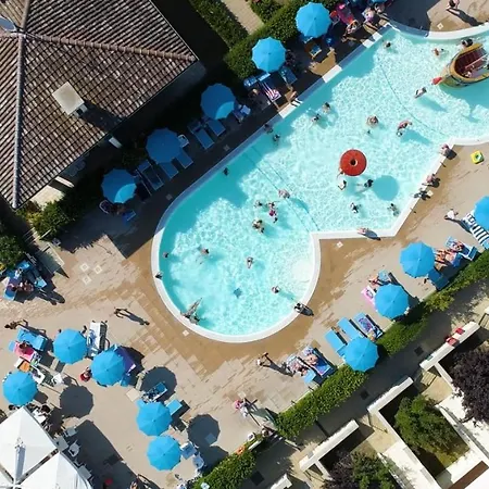 Airone Bianco Village 4*