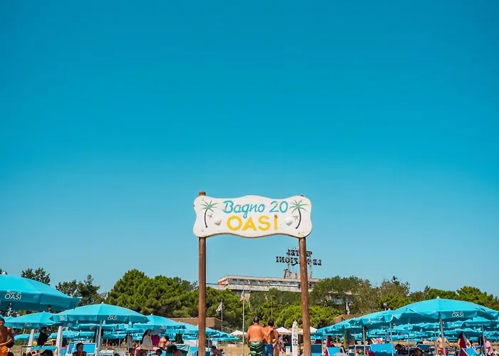 Апарт-отель Airone Bianco Village Лидо-делле-Национи