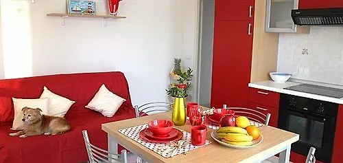 Airone Bianco Village Апарт-отель Лидо-делле-Национи