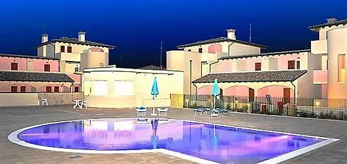 Airone Bianco Village 4*
